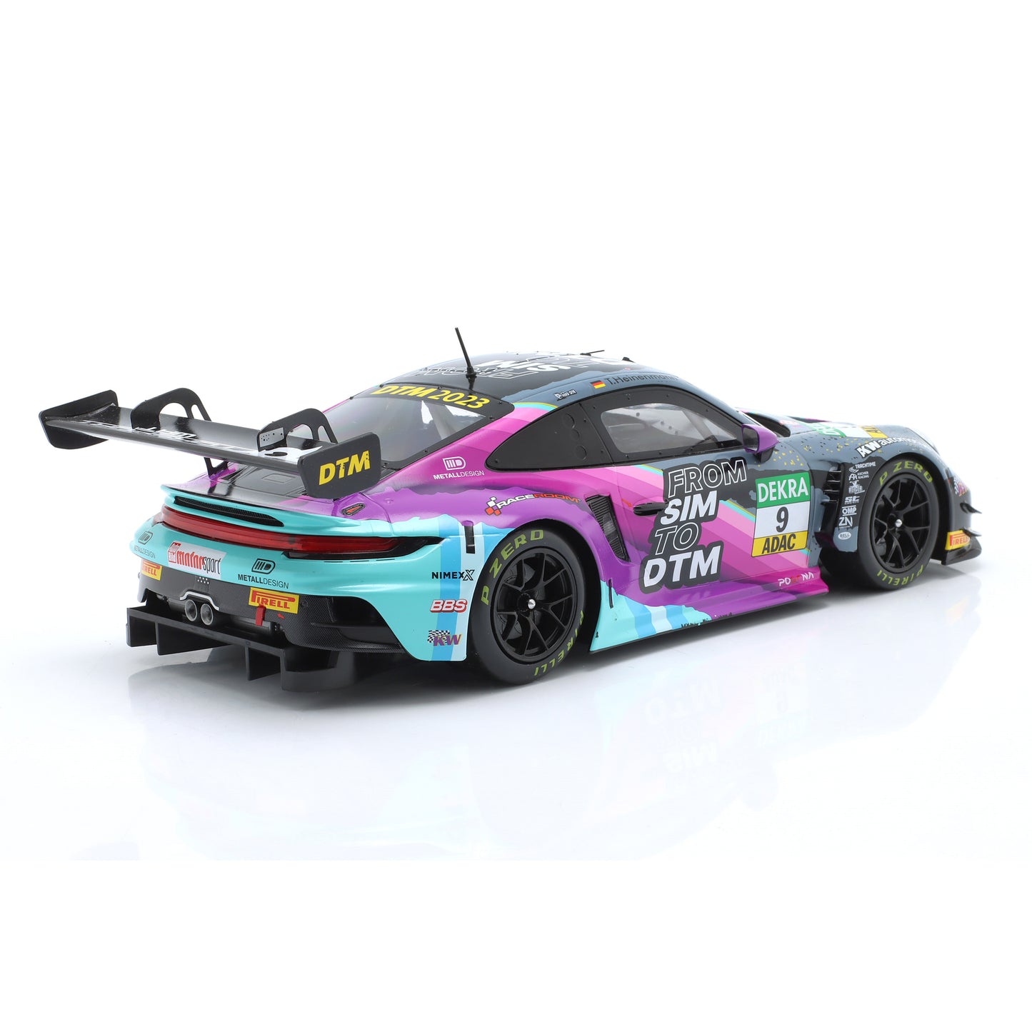 Modellauto Collector’s Edition Porsche 911 GT3 R (992) From Sim to DTM #9 DTM 2023 Toksport WRT Ixo Maßstab 1:18 Modellauto des Jahres 2025